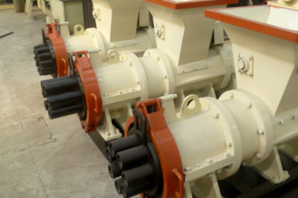 300型煤棒機(jī)